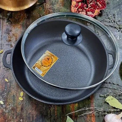 Чавунна сковорода-жарівня Ø28см із кришкою - ідеальний вибір для гурманів.